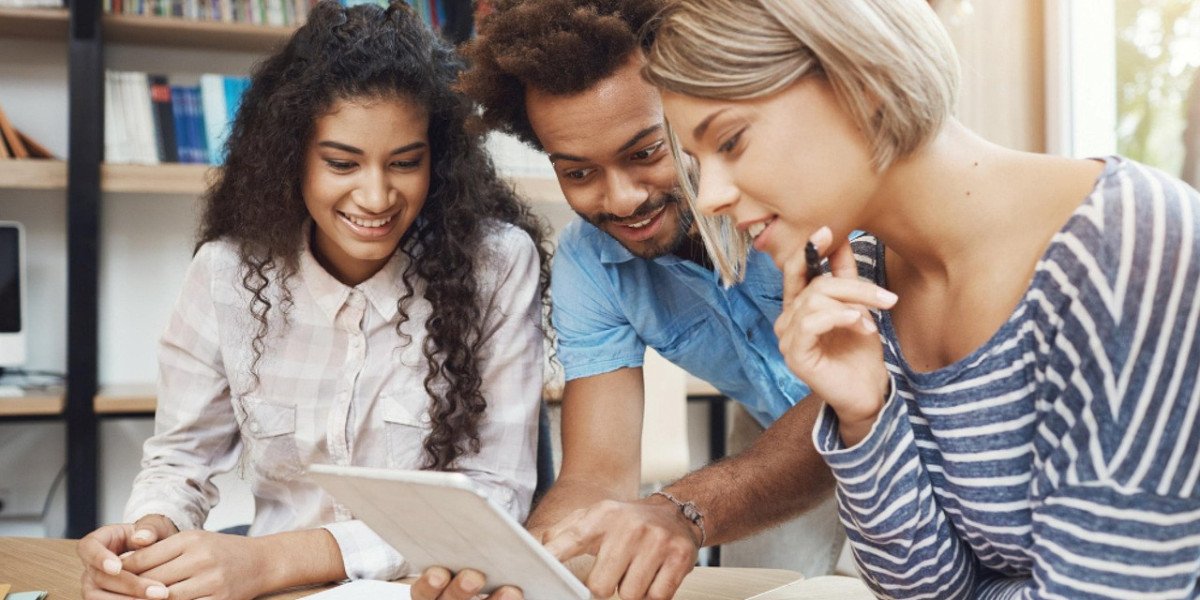 How Hong Kong CIPD Assignment Helpers Simplify HR Learning Challenges